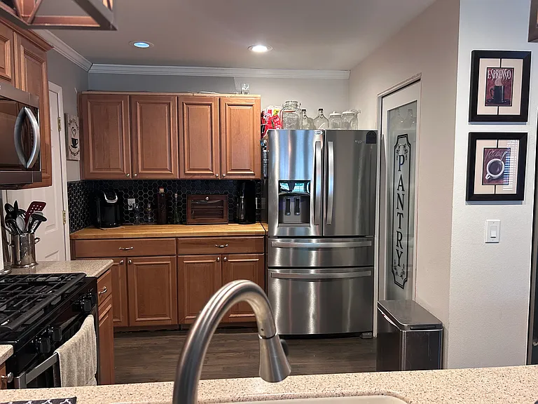 3626 Fox Lair Dr — Photo 9