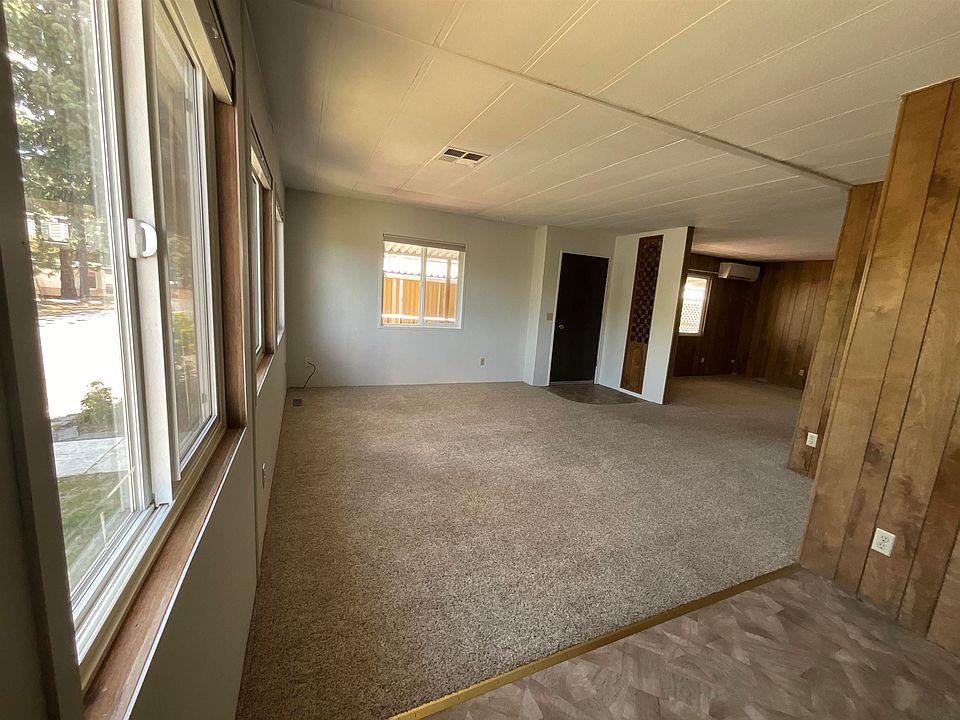 400 Hiram Page Rd Yreka CA Zillow