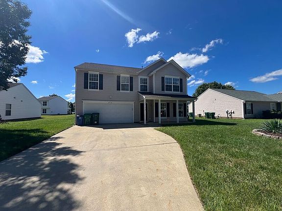 3rd image of 1713 Harvest Grove Ln #Va-23223