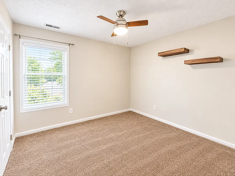 10417 Leven Blvd — Photo 13