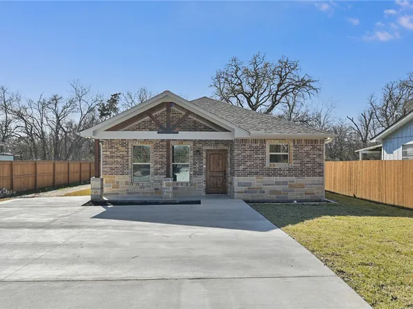 4210 Old Hearne Rd, Bryan, TX 77803