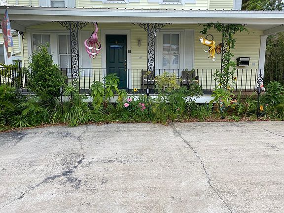 3rd image of 422A W New York Ave