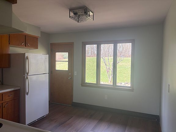 4th image of 8983 Beatty St NW #3