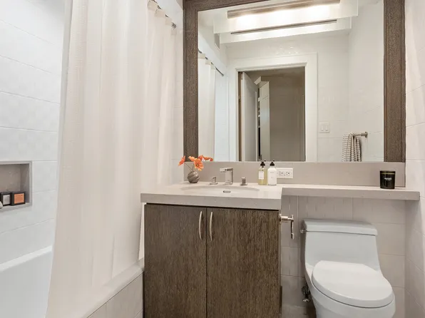 161 Duane Street image 13 of 15