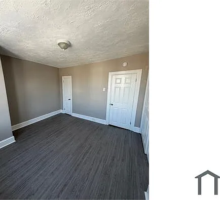 6017 Tackawanna St — Photo 16