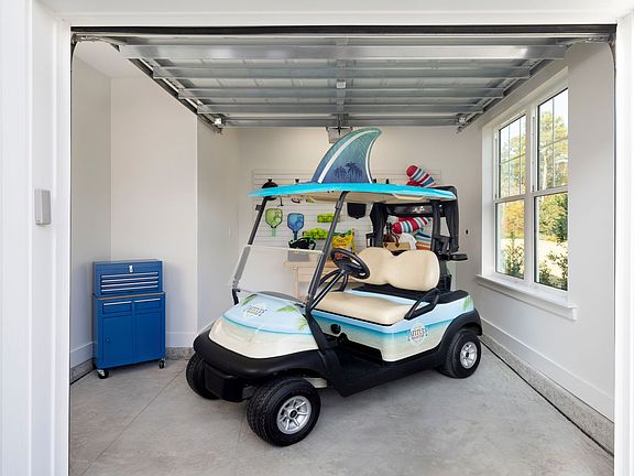 Escape Cart Garage