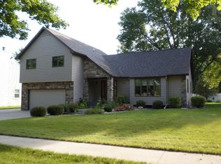 206 N McCoy St, Algona, IA 50511