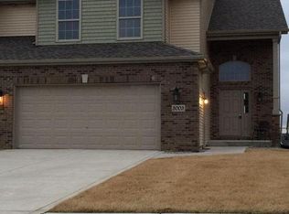 3003 Winter Garden Dr, Valparaiso, IN 46385