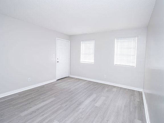 5th image of 1005 Airport Rd #C4