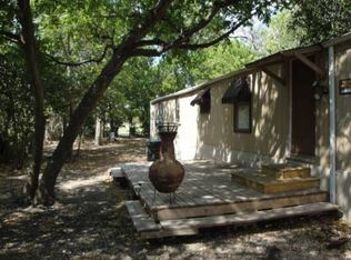 412 W North St, Kyle, TX 78640