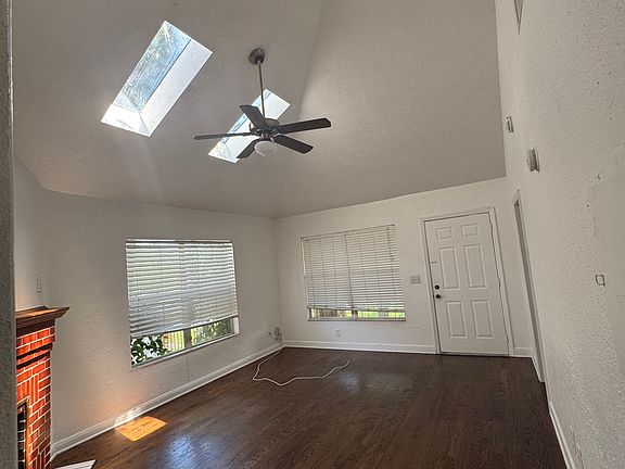 3rd image of 205 S Fremont Ave