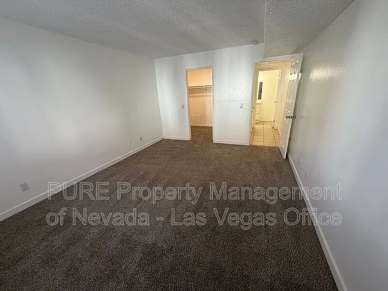 1405 Vegas Valley Dr #193-bldg 20 — Photo 17