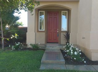 29818 Peacock Mountain Dr, Menifee, CA 92584