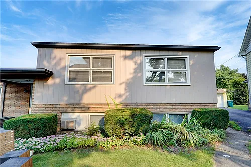 2233 Clifford Ave #3 Photo 1