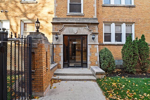 1st image of 4851 N Wolcott Ave APT 3W