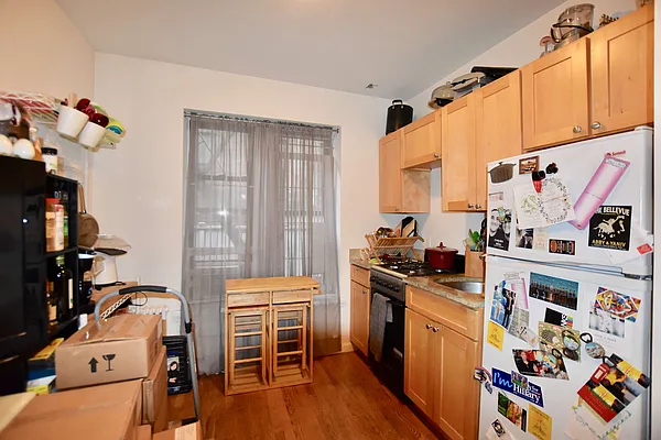 Rented by Bold New York | media 13