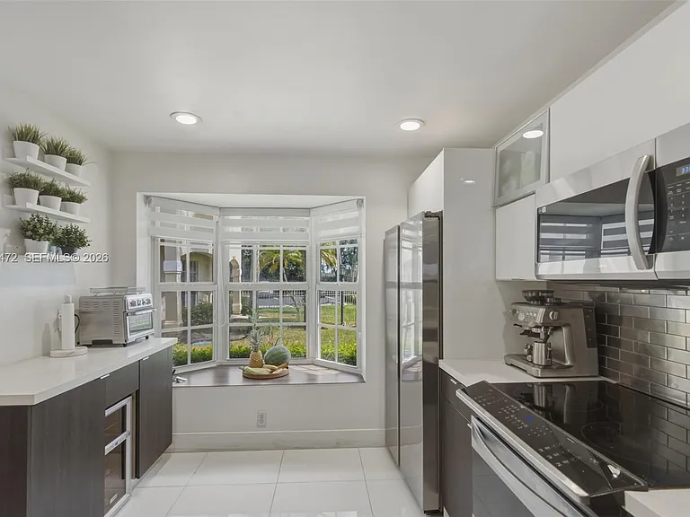 10805 NW 3rd Ct — Photo 7