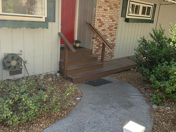 3rd image of 827 Pedro Ave #827