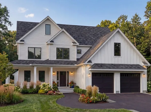 1 Needham St, Norfolk, MA 02056