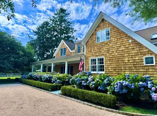 215 Windmill Ln, Southampton, NY 11968