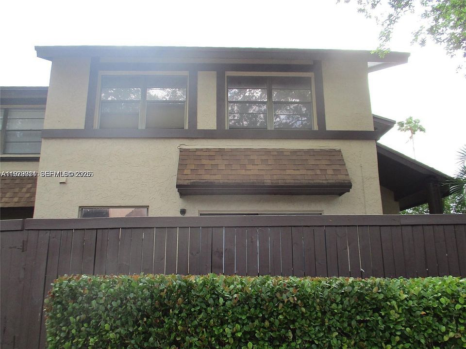 1st image of 1760 Bayberry Dr