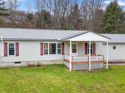 1122 Day Hollow Rd, Endicott, NY, 13760