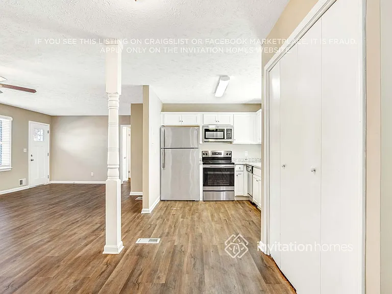 4286 Newton Cir — Photo 9