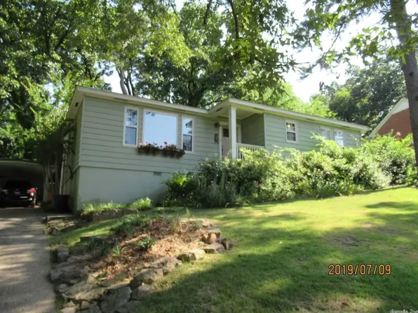 1608 Pine Valley Rd, Little Rock, AR 72207