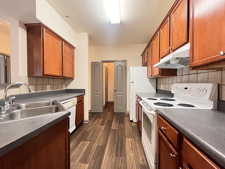 Wesley Kensington Apartments at Stonecrest — Photo 464