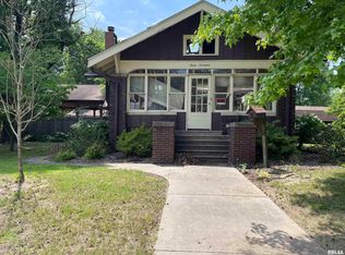 717 S 22nd St, Herrin, IL 62948