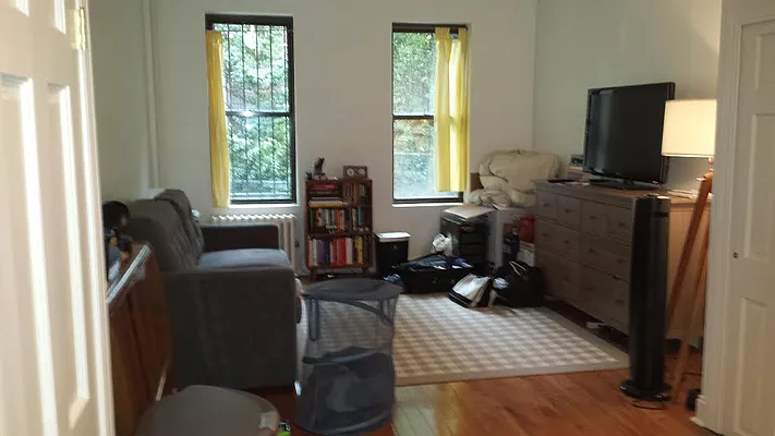 Rented by Living New York | media 12