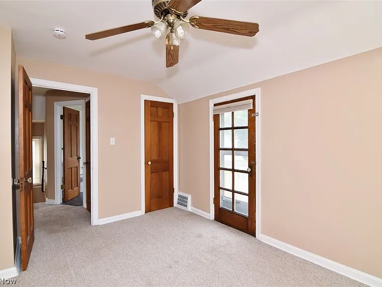 1408 Winston Rd — Photo 25