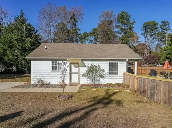 3435 Century Dr, Cumming, GA 30041