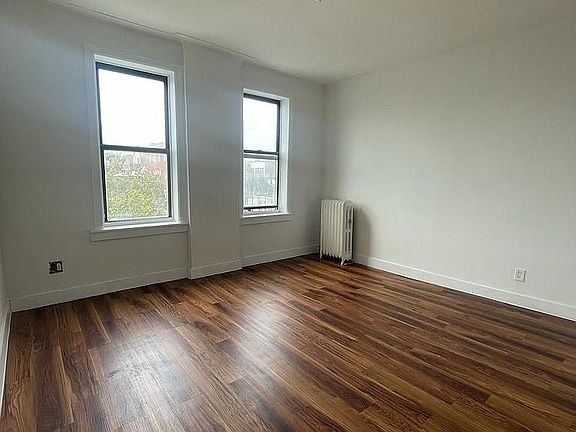 2nd image of 5115 13th Ave APT 4DD
