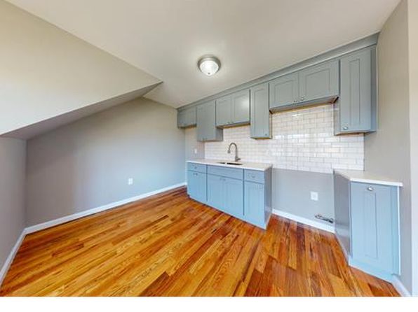 112 Nicholas Ave FLOOR 2