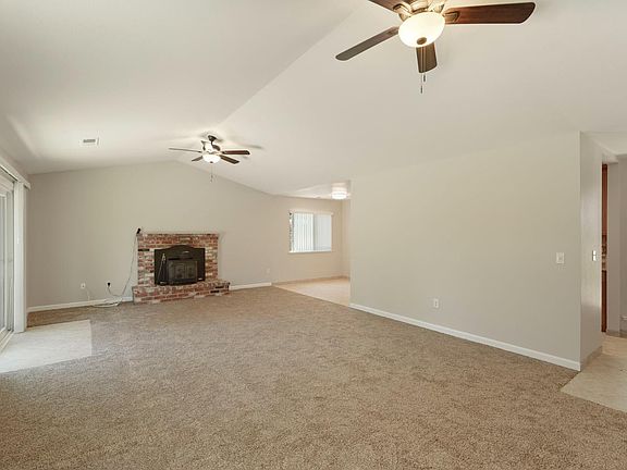 4th image of 18966 Arrowhead Dr