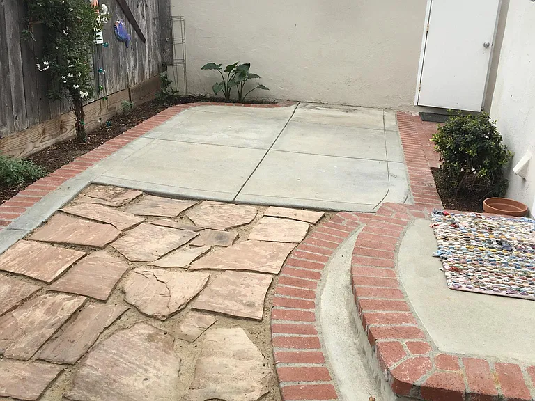 231 Placentia Ave — Photo 18