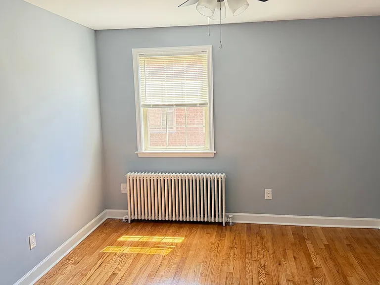 8800 Plymouth Street Spring Park Properties, Llc — Photo 12