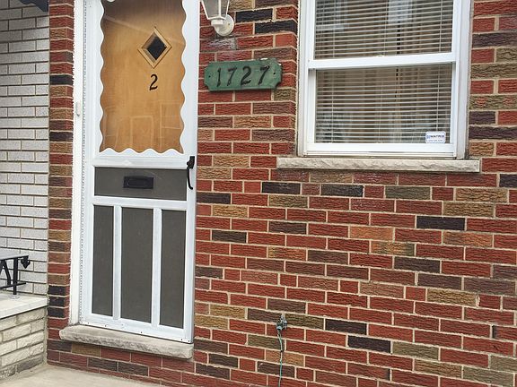 3rd image of 1727 S Iseminger St #2