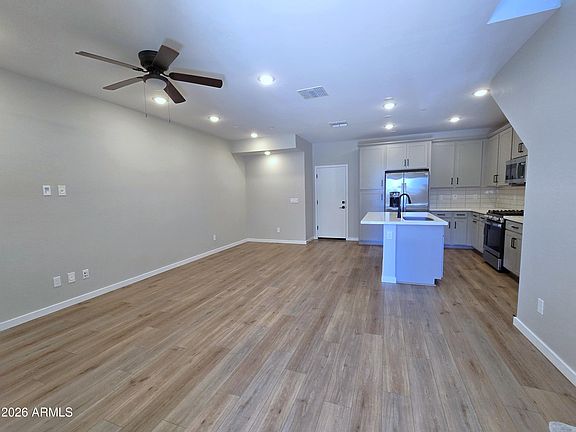 4th image of 740 E LARK Street #102