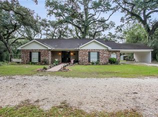 3096 Gaithes Point Rd, Lake Arthur, LA 70549