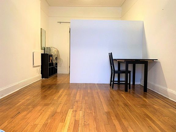 4th image of 83 Greenpoint Ave APT 1A