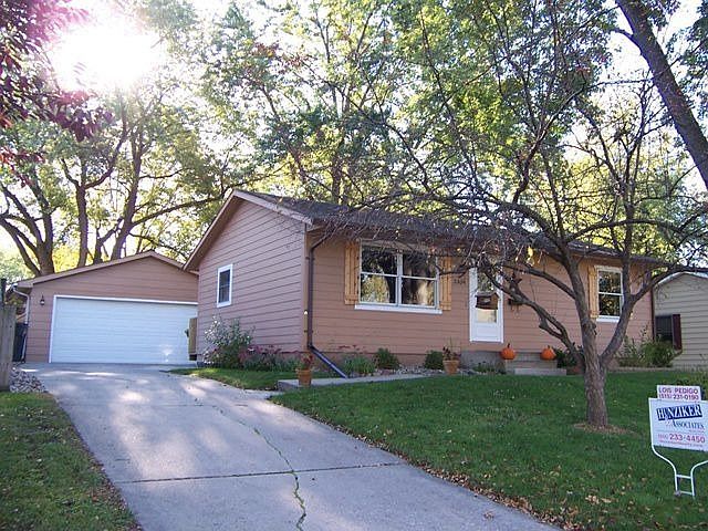 1st image of 3304 Nixon Ave