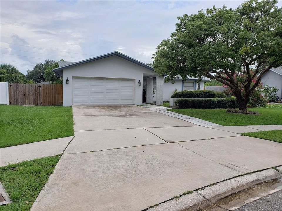1st image of 1157 Brook Dr E