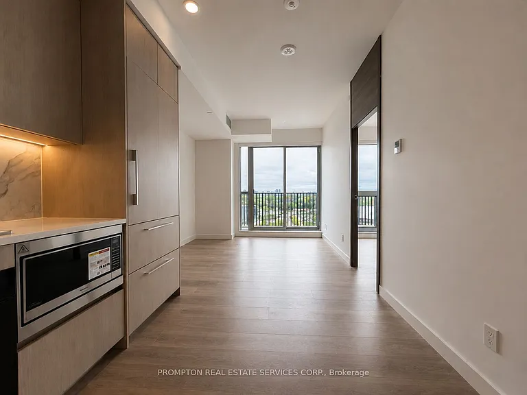 18 Esther Shiner Blvd #1105 — Photo 1