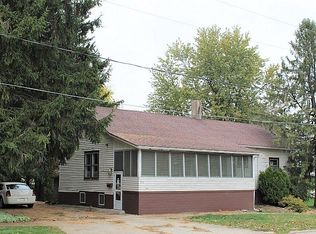 312 N Center Ave, Galva, IL 61434