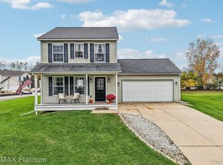 8079 Majestic Blvd, Fowlerville, MI 48836