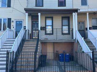 21 Beach St #1, Jersey City, NJ 07307
