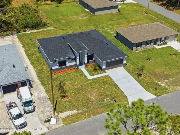 2861 Fontainebleau Ave SE, Palm Bay, FL 32909