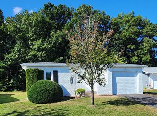 16 Phillips Rd, Brick, NJ 08724